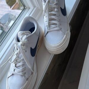 NIKE Court Legacy lift platform Sneakers